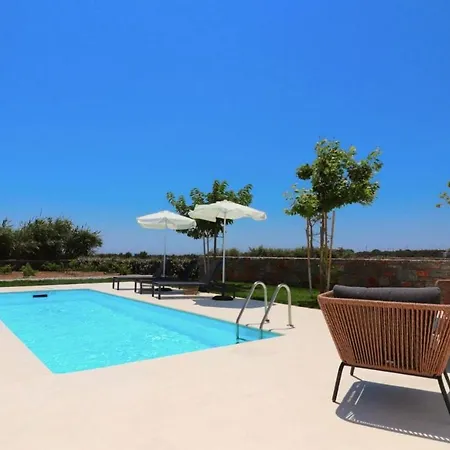 The Nine Graces - Kastraki With Private Swimming Pool *