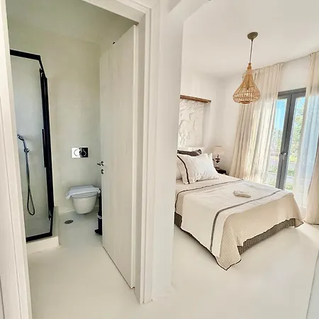 Noema Luxury - Private Pool & Sea View Villa