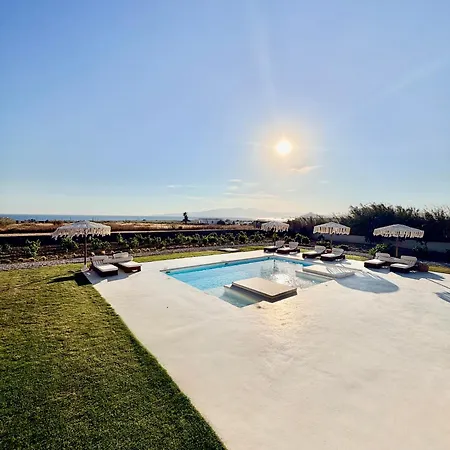 Noema Luxury - Private Pool & Sea View Villa