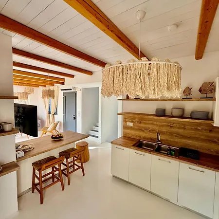 Noema Luxury - Private Pool & Sea View Villa *