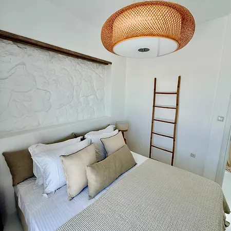 Noema Luxury - Private Pool & Sea View Villa
